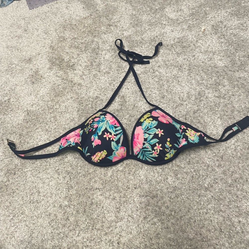 Padded navy floral bikini top size small